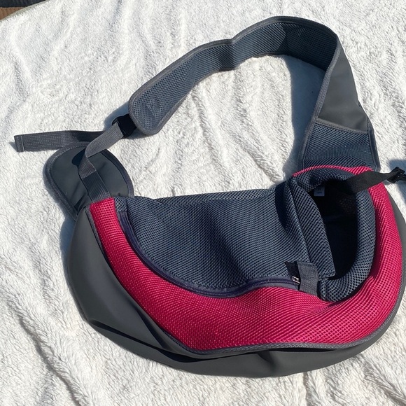 Dog/ Cat Sling Carrier​​ - Picture 2 of 8